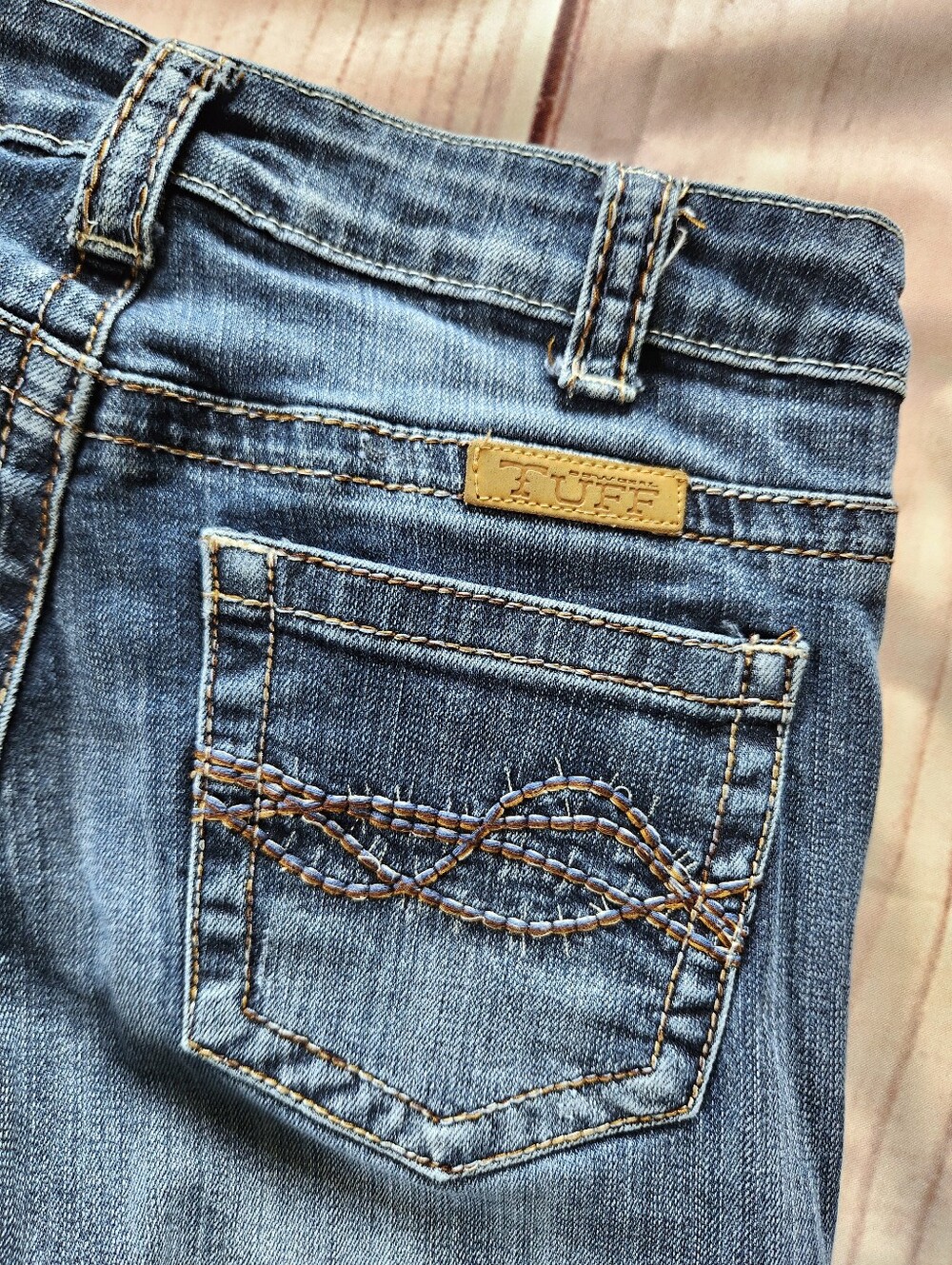 **SOLD** Cowgirl Tuff "Don't Fence Me In" Bootcut Blue Jean | Women's Size 27 - Picture 12 of 16